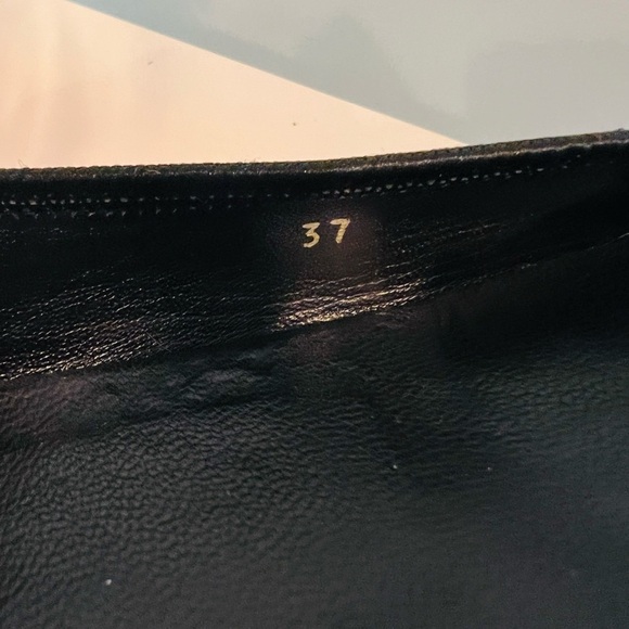 Prada Black Patent Triangle Logo Square Toe & Block Heel Pump Size 37 - Picture 13 of 15